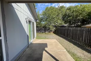 606 Country Aire Dr, Round Rock, TX 78664 - Photo 16