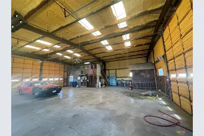 1008 S Walnut Street W, Lampasas, TX 76550 - Photo 14