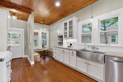 905 Howard Street, Taylor, TX 76574 - Photo 16