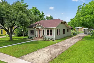 905 Howard St, Taylor, TX 76574 - Photo 10