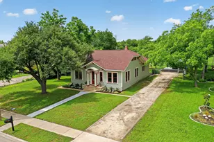 905 Howard St, Taylor, TX 76574 - Photo 2