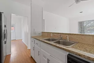1700 Northwood Rd, Austin, TX 78703 - Photo 16