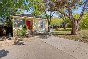 1700 Northwood Rd, Austin, TX 78703 - Photo 2