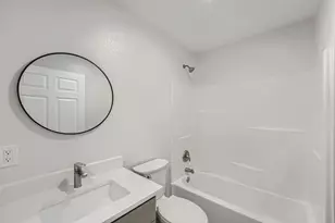 109 Fisher St, Elgin, TX 78621 - Photo 8