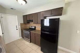 817 Cactus Dr, Round Rock, TX 78681 - Photo 10