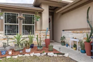 210 Wincliff Dr, Buda, TX 78610 - Photo 4