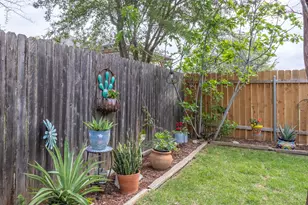 210 Wincliff Dr, Buda, TX 78610 - Photo 30