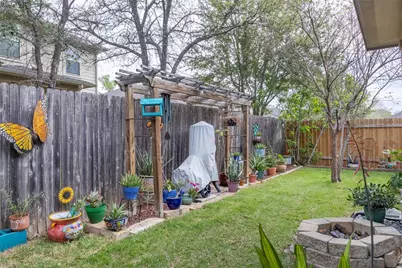 210 Wincliff Drive, Buda, TX 78610 - Photo 32