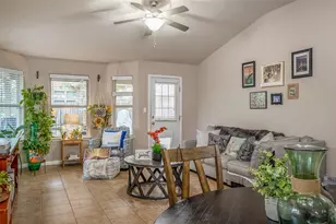 210 Wincliff Dr, Buda, TX 78610 - Photo 14