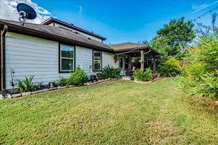 172 Mistflower Ln, Kyle, TX 78640 - Photo 30