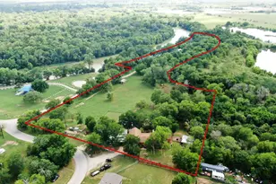 906 Water St, Manor, TX 78653 - Photo 20