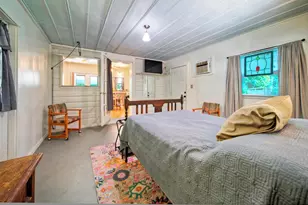 906 Water St, Manor, TX 78653 - Photo 10