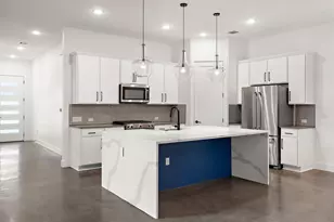 4602 Mt Vernon Dr, Austin, TX 78745 - Photo 4