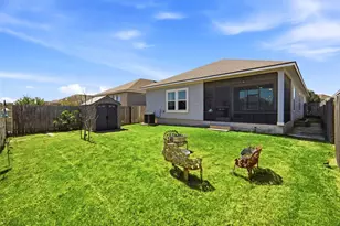 208 Winding Hollow Ln, Georgetown, TX 78628 - Photo 38