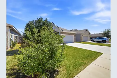 208 Winding Hollow Lane, Georgetown, TX 78628 - Photo 8