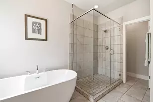 208 Winding Hollow Ln, Georgetown, TX 78628 - Photo 28