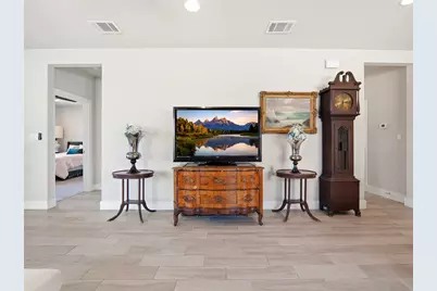 208 Winding Hollow Lane, Georgetown, TX 78628 - Photo 10