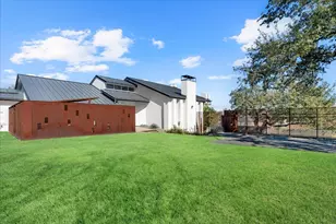 2100 Headwater Ln, Austin, TX 78746 - Photo 22