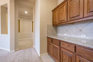 165 Lady Bird Ln, Georgetown, TX 78628 - Photo 8