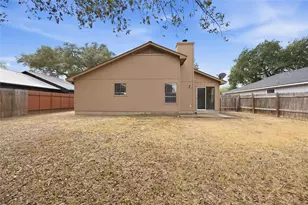 3902 Stonecroft Dr, Austin, TX 78749 - Photo 20