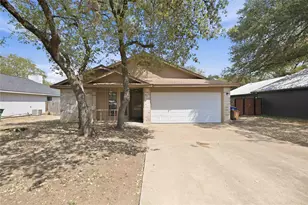 3902 Stonecroft Dr, Austin, TX 78749 - Photo 2