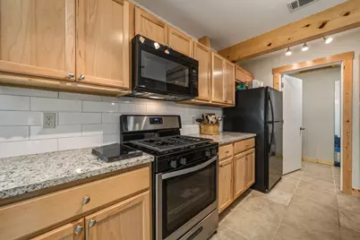 513 Texas Avenue, Round Rock, TX 78664 - Photo 10