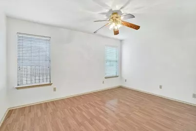 1405 Scottsdale Drive, Leander, TX 78641 - Photo 8