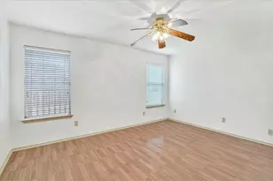1405 Scottsdale Dr, Leander, TX 78641 - Photo 8