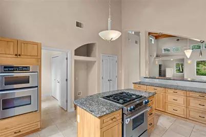 10200 Birdlip Circle, Austin, TX 78733 - Photo 22