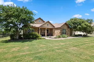 224 Whitney Woods Cir, Georgetown, TX 78633 - Photo 40