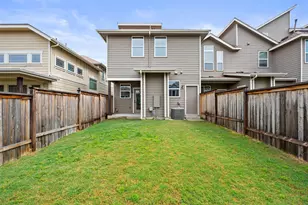 909 Mountaineer Ln, Austin, TX 78757 - Photo 20