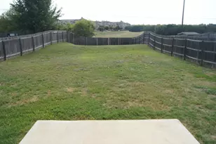 8322 Campeche Bay Pl, Round Rock, TX 78681 - Photo 32