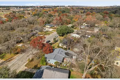 6201 Shoal Creek Boulevard, Austin, TX 78757 - Photo 16