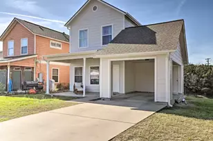 1404 E 3rd St, Georgetown, TX 78626 - Photo 1