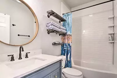 1404 E 3rd Street, Georgetown, TX 78626 - Photo 10