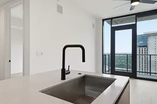 84 East Ave, Austin, TX 78701 - Photo 12