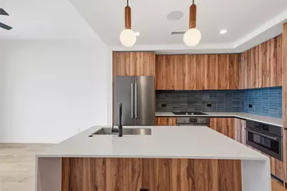84 East Avenue #3707, Austin, TX 78701 - Photo 2