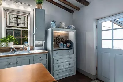 104 Austin Street #B, Fredericksburg, TX 78624 - Photo 8