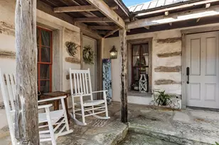 104 Austin St, Fredericksburg, TX 78624 - Photo 32