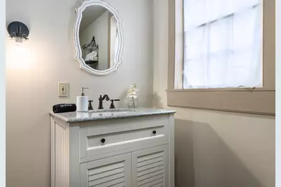 104 Austin Street #B, Fredericksburg, TX 78624 - Photo 24