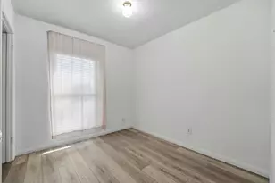 5704 Hammermill Run, Austin, TX 78744 - Photo 18