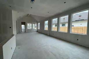 142 Paul Pena Dr, San Marcos, TX 78666 - Photo 2