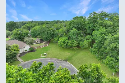 127 Milagros, Seguin, TX 78155 - Photo 2