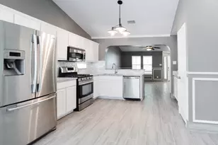 692 Scheel, Kyle, TX 78640 - Photo 18