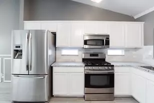 692 Scheel, Kyle, TX 78640 - Photo 16