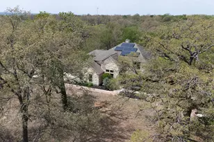 202 The Oaks Blvd, Elgin, TX 78621 - Photo 36