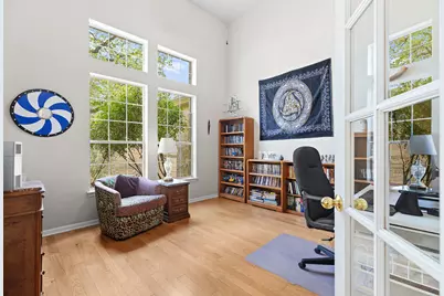 202 The Oaks Boulevard, Elgin, TX 78621 - Photo 16