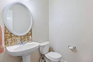 202 The Oaks Blvd, Elgin, TX 78621 - Photo 32