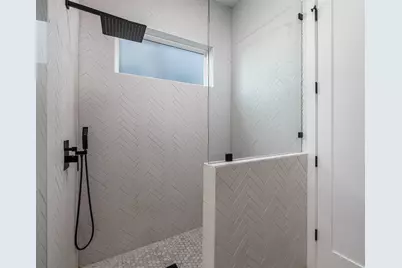 18206 Fair Lane, Lago Vista, TX 78645 - Photo 6