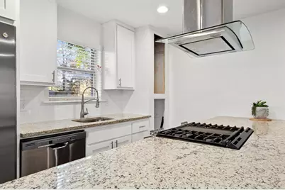 301 E 33rd Street #2, Austin, TX 78705 - Photo 4